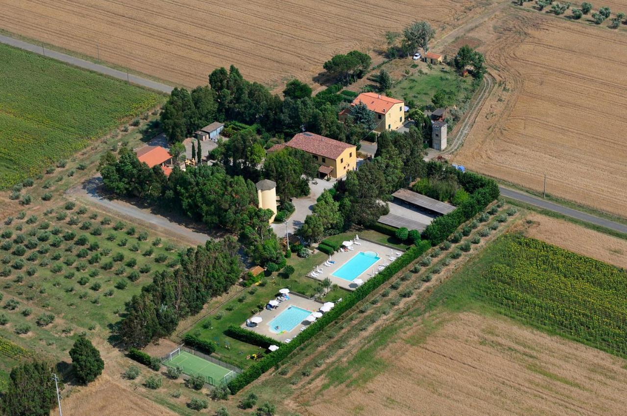 Agriturismo Le Pescine Vada Exterior photo